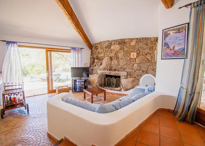 Mare E Macchia Accasa